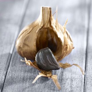 Ail noir de Aomori ou Mié