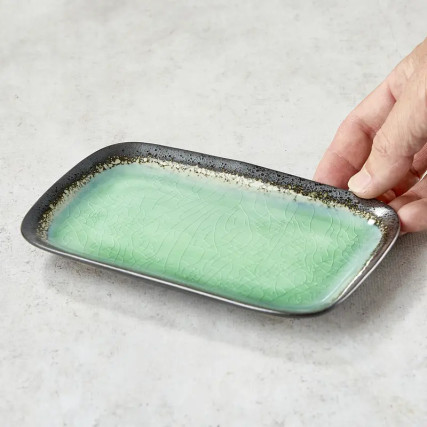 Keramische sushi-plaat en geëmailleerd glas 