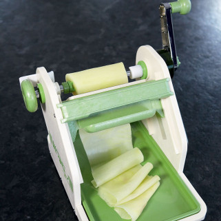 Vegetable or fruit cutter Material