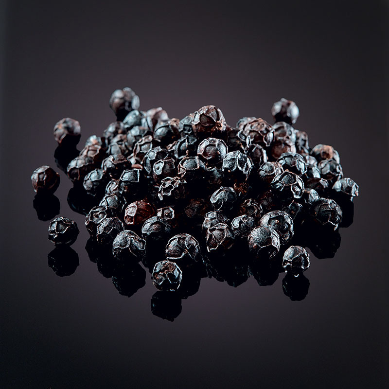 Black Kampot PGI peppercorns