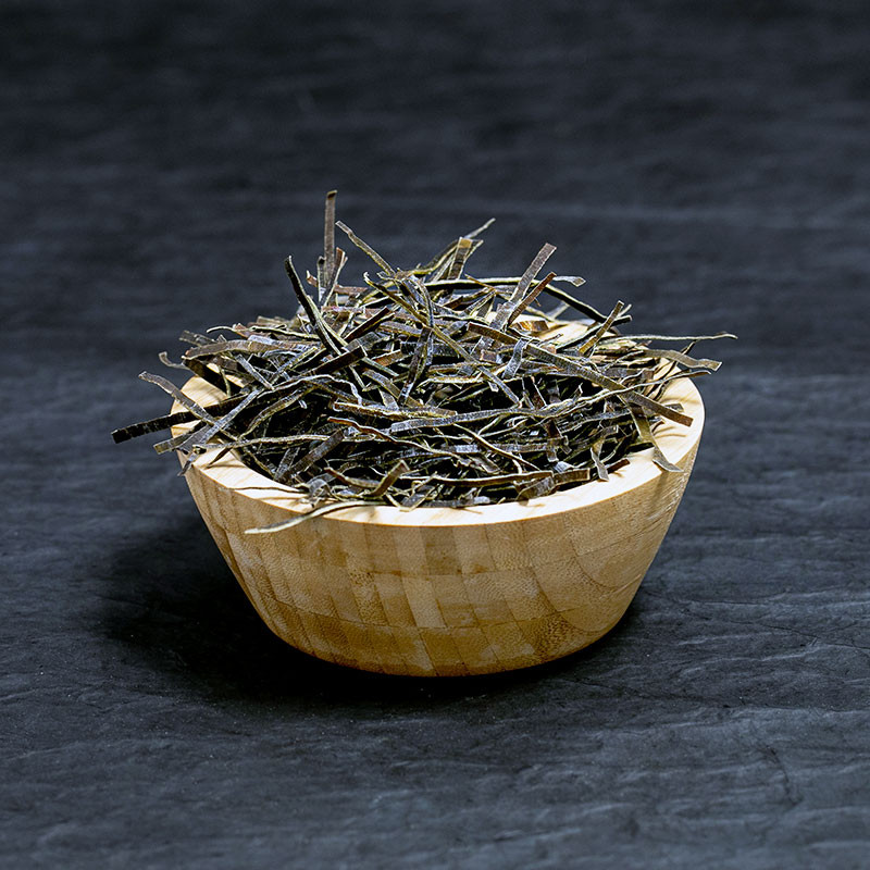 Getrocknet kombu algae minced in julienne