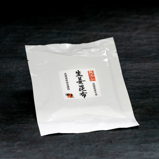 Ginger und kombu tsukudani (shoga kombu)