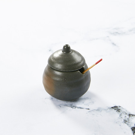 Shichimi- karashi-pot de especias