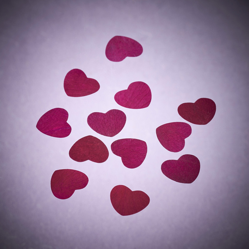 Petali di rose rosse essiccate "cuore"