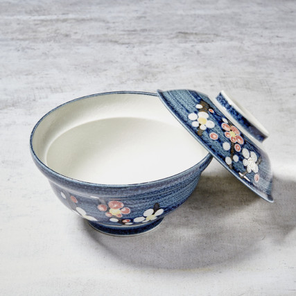 Kom in Donburi (Unagi, Katsu-Don), Japans ontwerp Ume