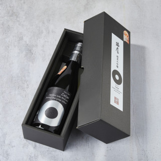 ASSUNZIONE DI JUNMAI DAIGINJO GIN GINALE E ALCOOLS