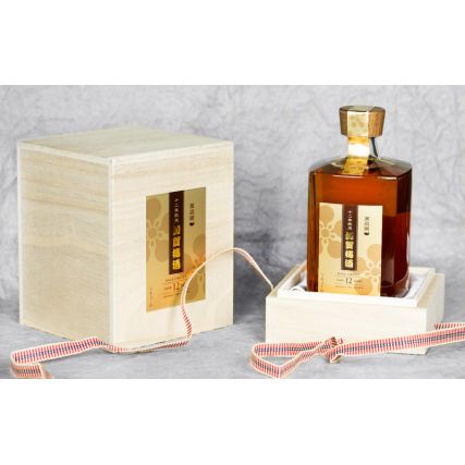 Manzairaku Kaga Umeshu 12 Jahre alt