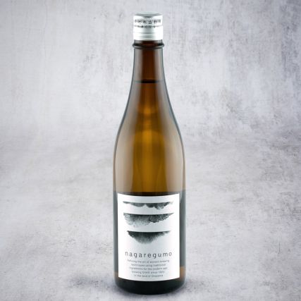 Sake Gaszenshu Nagaregumo Junmai 