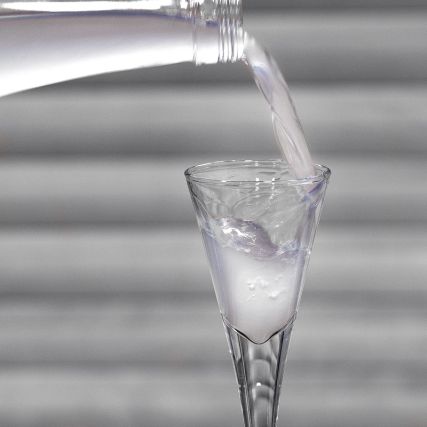 Sake yonetsuru junmaissu nigori musujące