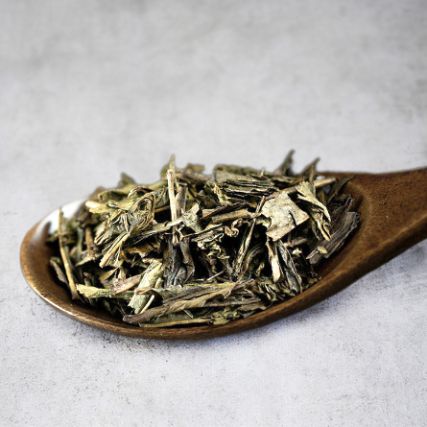 Bio Hojicha čaj uji u pojedinačnim vrećicama