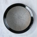 Kushime Membachi Kuro Shumaki Plate Ø 27,0 cm, djup 6,2 cm