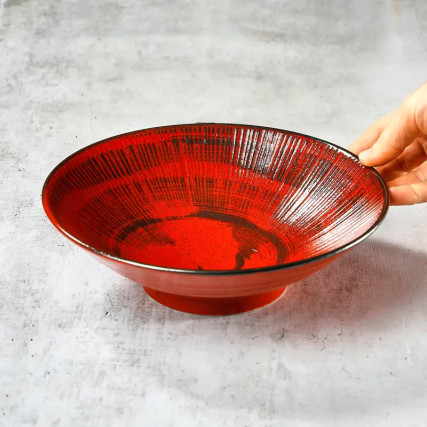 Tanjur u nečemu ili Udonu