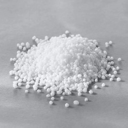 Mijinko, aardappelzetmeel ballen en maïs