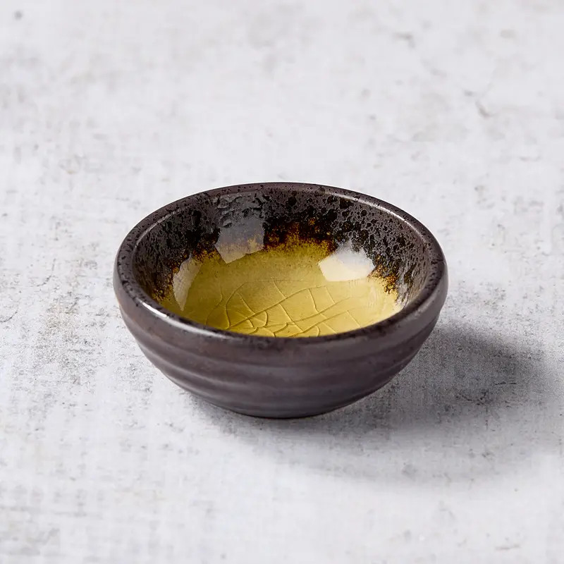 Tazza di ceramica e vetro smaltato 