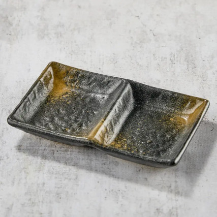 Cup saus soja en specerijen