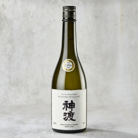 Sake musujące Miwatari Junmai Ginjo 17%, 720 ml