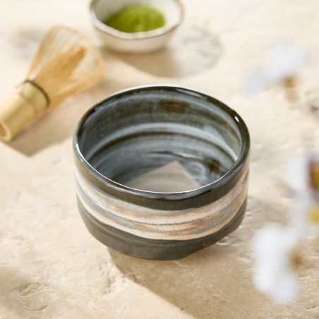 Matcha tea bowl KUMO pattern