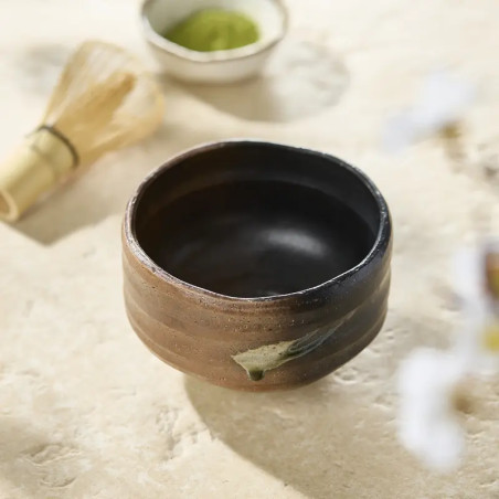 Cuenco para té matcha diseño Bizen